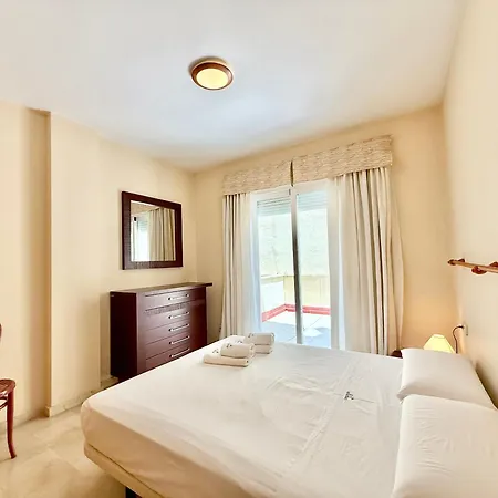 Center Ii - Eaw Homes Apartment *